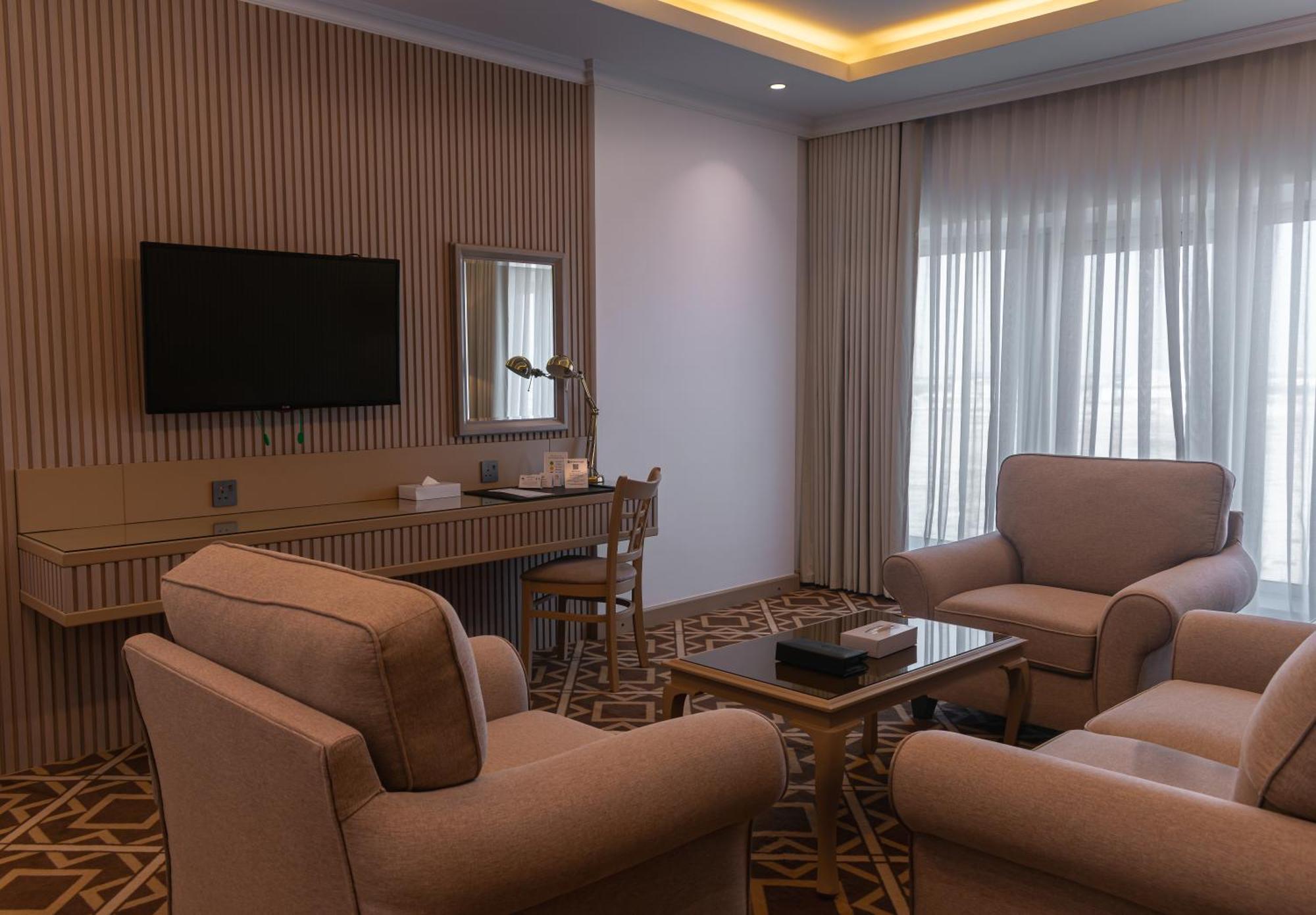 Best Western Plus Jeddah Hotel Madinah Road 外观 照片